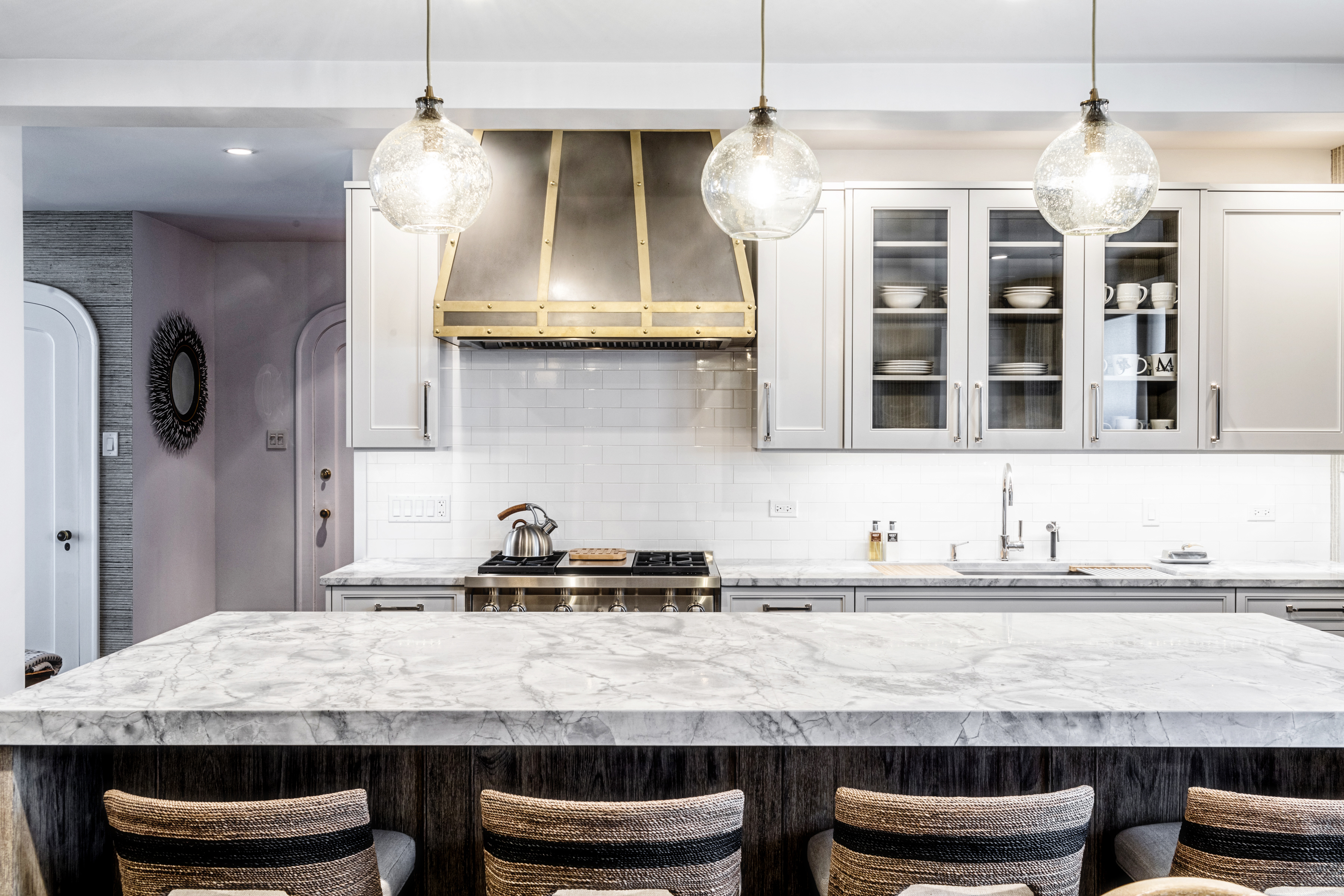 marble kitchen island and chairs